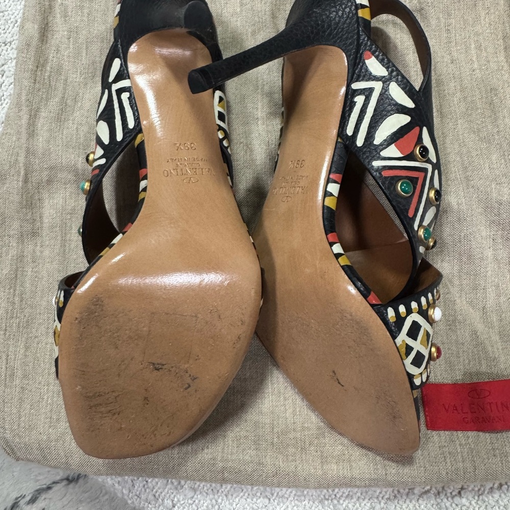 Valentino Garavani Studded Tribal Heels Sandals Leather Slingback. - Picture 5 of 6